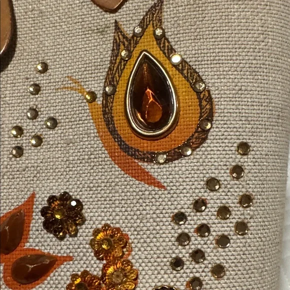 WONDERLAND Collins of Texas jeweled oranges and golden Tote - Picture 11 of 16